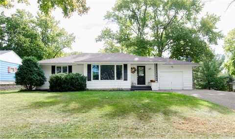 210 69th Place NE, Fridley, MN 55432