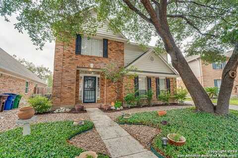 6403 RAMBLING TRAIL DR, San Antonio, TX 78240