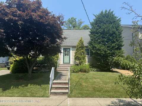 221 Winchester Avenue, Staten Island, NY 10312