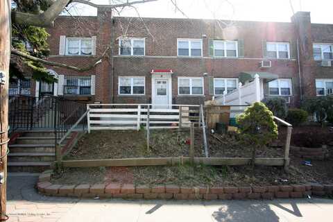 21 Winthrop Place, Staten Island, NY 10314