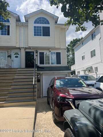 54 Ludwig Lane, Staten Island, NY 10303