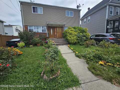 28 Area Place, Staten Island, NY 10314