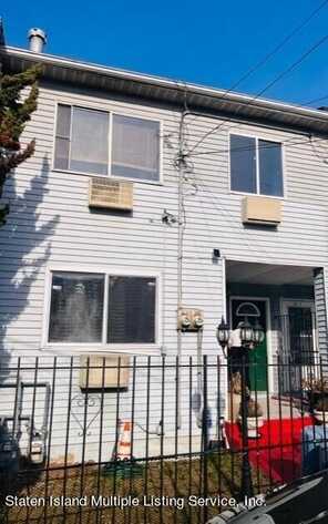 29 Clark Lane, Staten Island, NY 10304