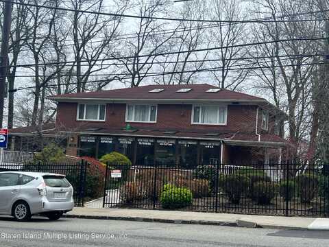 1428 Victory Boulevard, Staten Island, NY 10301