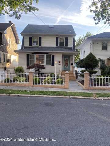 594 Davis Avenue, Staten Island, NY 10310