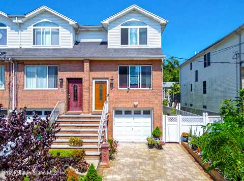 615 Hunter Avenue, Staten Island, NY 10306