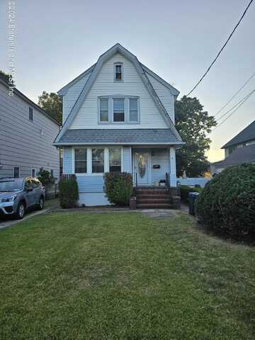 8 Satterlee Street, Staten Island, NY 10307