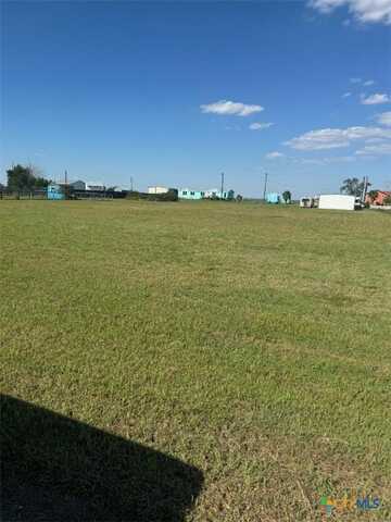 Lots 13-15 S Quailrun Avenue, Port Lavaca, TX 77979