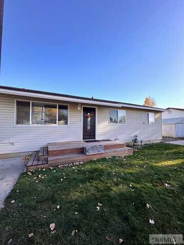 16 Jaxon Drive, Sugar City, ID 83448