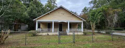 102 Cecil St., Thomasville, GA 31792