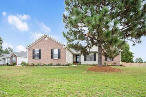 320 Queens Cove Way, Whispering Pines, NC 28327