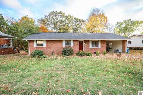 1213 Peggy Ann Dr, Murray, KY 42071