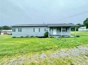 398 Walnut Hill Road, Uniontown, PA 15401