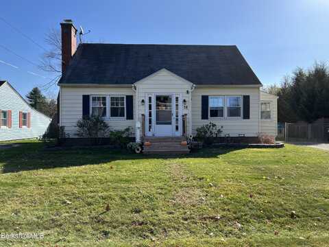 38 Birch Grove Dr, Pittsfield, MA 01201