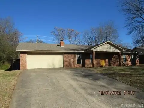 6 W Rockwood, Conway, AR 72034