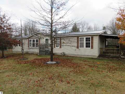 8656 N 35 MILE ROAD, MANTON, MI 49663