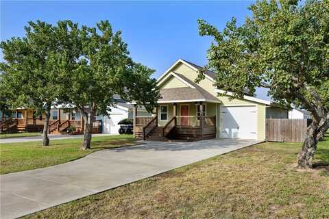 1403 S Young Street, Rockport, TX 78382