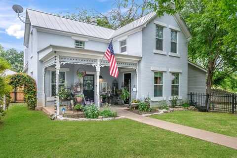 605 Schubert St, Fredericksburg, TX 78624