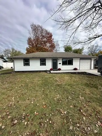 204 Cranewood Drive, Trenton, OH 45067