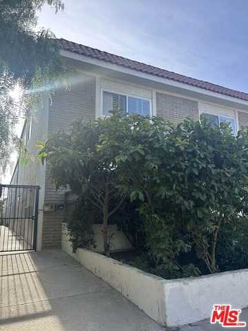 1532 Berkeley St, Santa Monica, CA 90404