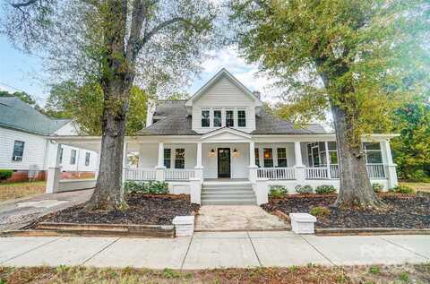 329 W Mclelland Avenue, Mooresville, NC 28115