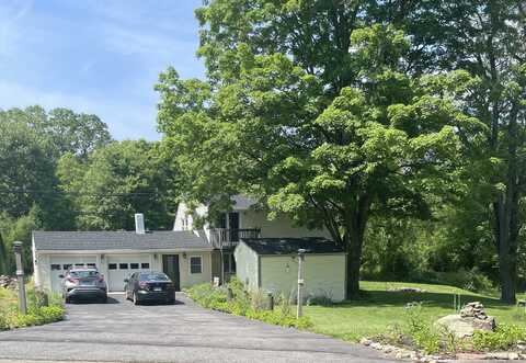 6 Schwartz Road, Bozrah, CT 06334