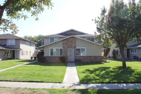 4969 Holt Avenue N, Fresno, CA 93705