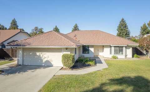 2345 Mitchell Avenue, Clovis, CA 93611