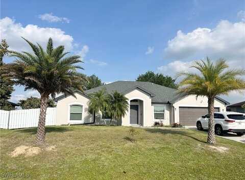 221 NW 3rd Place, Cape Coral, FL 33993