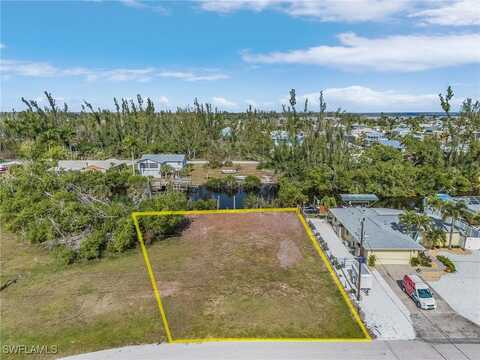 5260 Genesee Parkway, Bokeelia, FL 33922