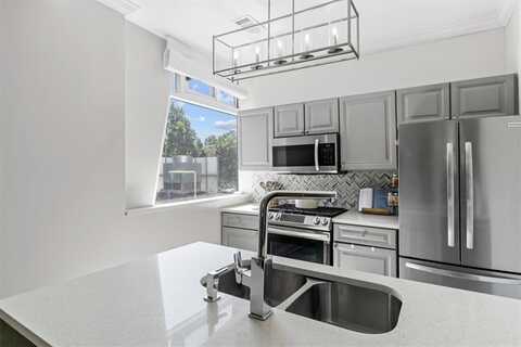 2479 Peachtree Road NE, Atlanta, GA 30305