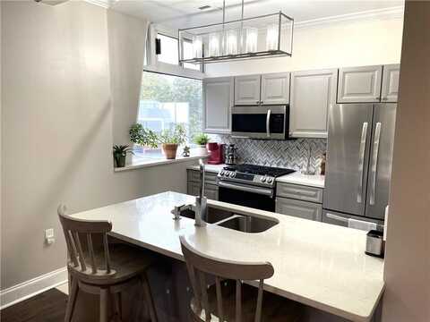 2479 Peachtree Road NE, Atlanta, GA 30305