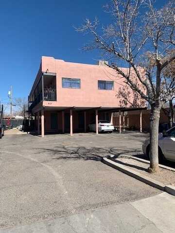 927 Aztec Road NW, Albuquerque, NM 87107