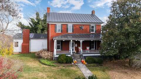 444 TRINITY POINT RD, SWOOPE, VA 24479