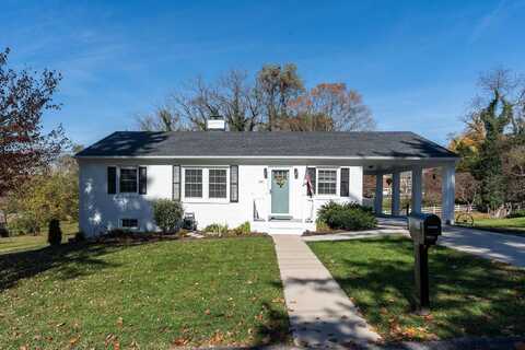 241 GLEN AVE, STAUNTON, VA 24401