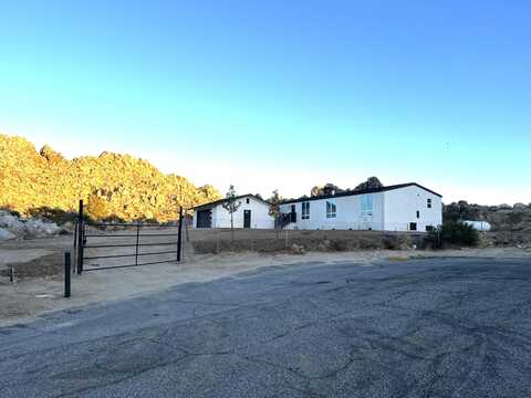 40004 171th Street East, Lake Los Angeles, CA 93591