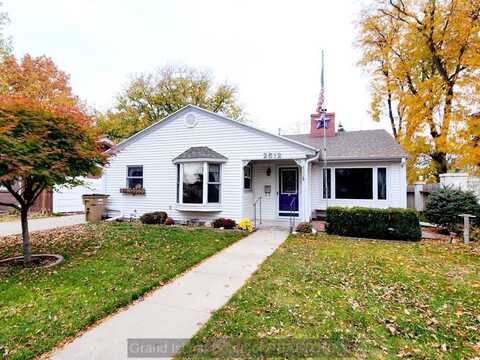 2512 W Charles St, Grand Island, NE 68803