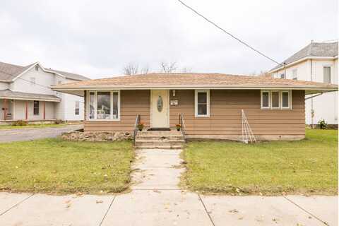 111 N McKinley Avenue, Rensselaer, IN 47978