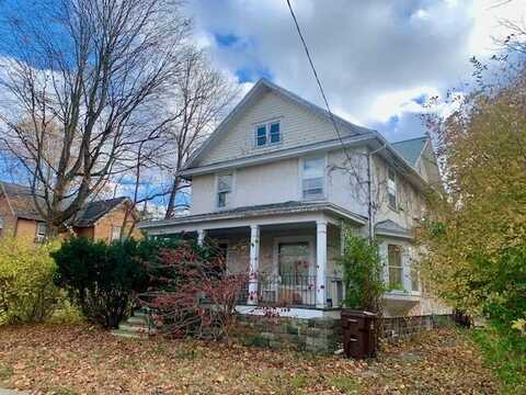 208 E Oak Street, Albion, MI 49224