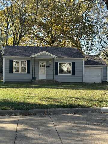 1143 S Crutcher Avenue, Springfield, MO 65804