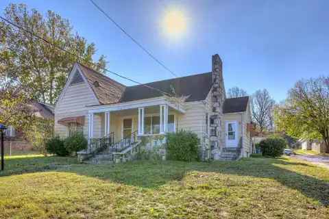 507 W Mccord Street, Neosho, MO 64850