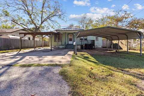 205 Turman St., Mineola, TX 75773