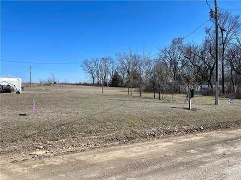 80 Hackberry Road, Mapleton, KS 66754