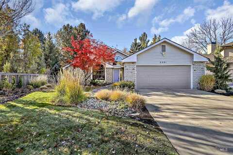 2201 S Crosscreek Lane, Boise, ID 83706