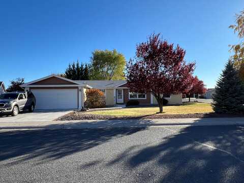 6326 Katie Lane, Klamath Falls, OR 97603