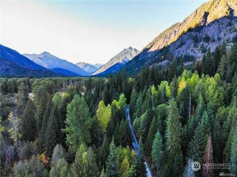 25495 White River Rd, Leavenworth, WA 98826