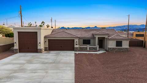 2236 Rainbow Ave Ave N, Lake Havasu City, AZ 86403