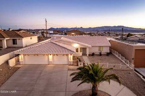 2800 Briarcrest Dr, Lake Havasu City, AZ 86404