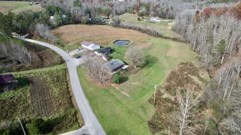 2481 McCammon Ridge Road, McKee, KY 40447