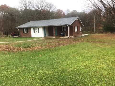 2481 McCammon Ridge Road, McKee, KY 40447